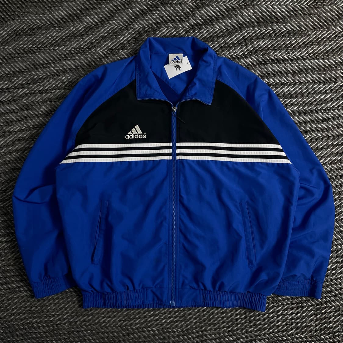 00s 아디다스 올드스쿨 배색 박시핏 바람막이o 3095 상품이미지1