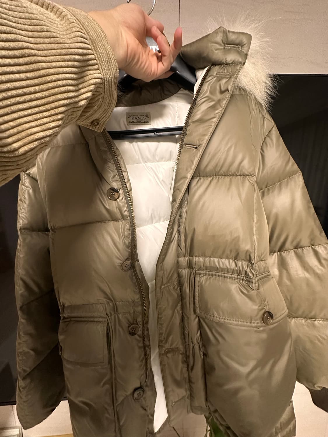 (L사이즈)반츠 SDS 카라코람 다운 파카 with 코요테 퍼 - 카키  상품이미지2