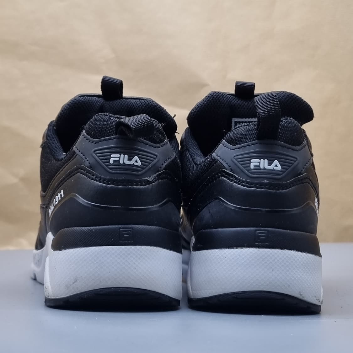 휠라 버뮤다2.0 여성운동화230  상품이미지4