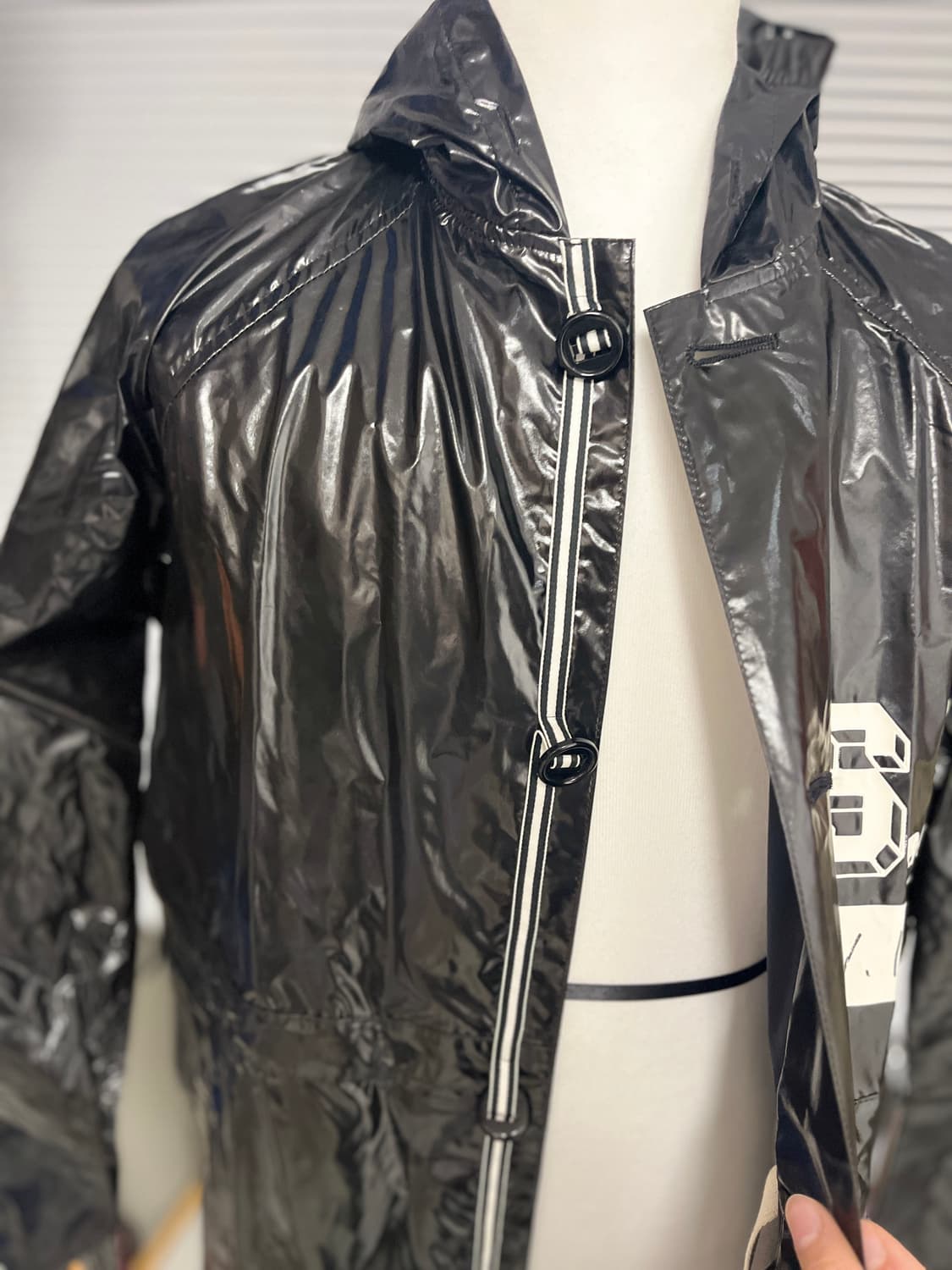 사스콰치 패브릭스 vip 나일론 레인코트 M 상품이미지3