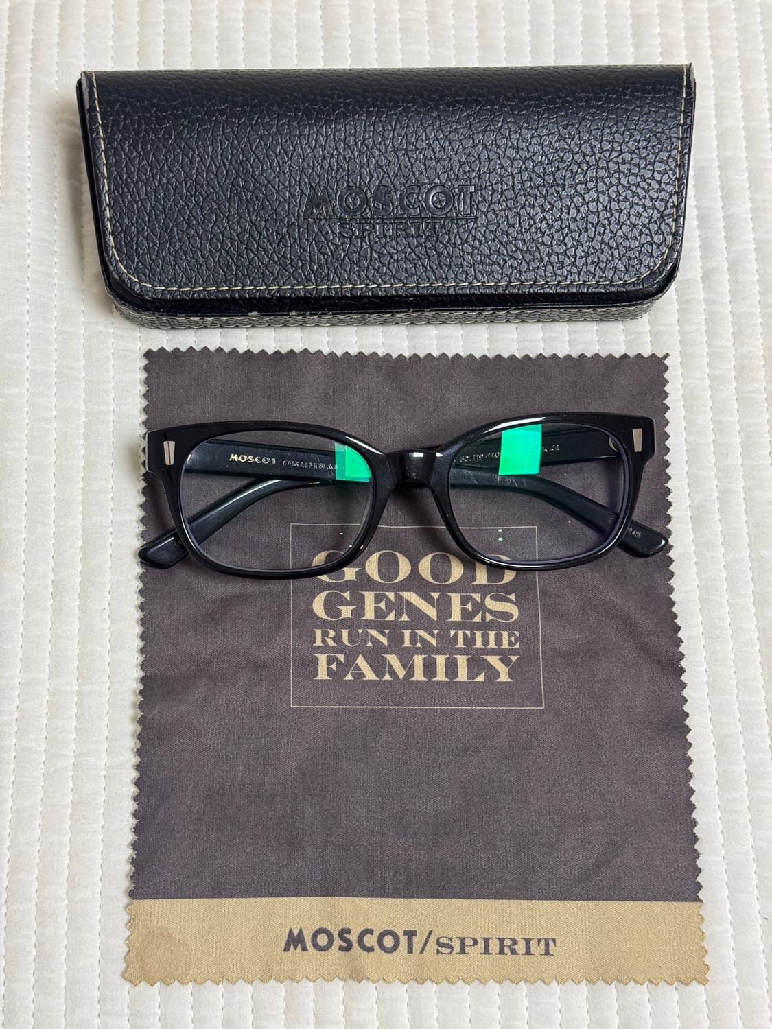 모스콧 EMTE 블랙 뿔테 안경 상품이미지1