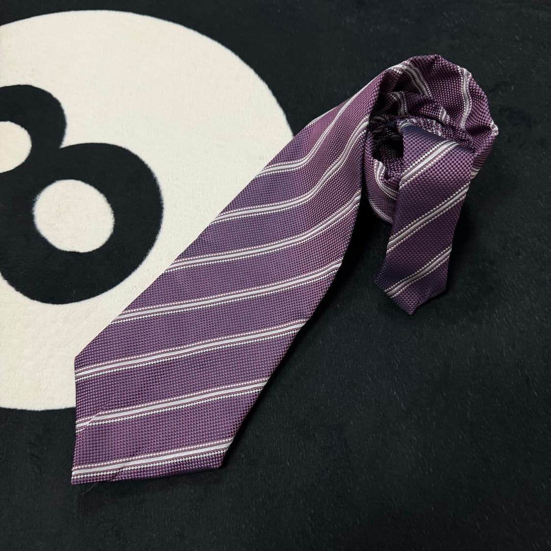 솔리드옴므 빈티지 실크 넥타이 (Navy & Yellow Paisley) 상품이미지2