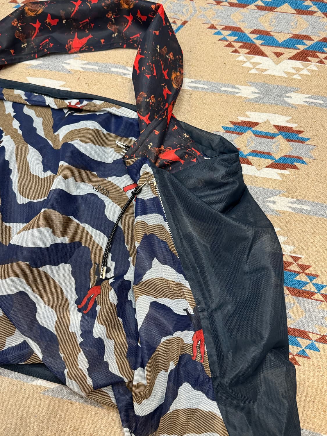 [OS] 토가 비릴리스 메쉬 숄더백  상품이미지3