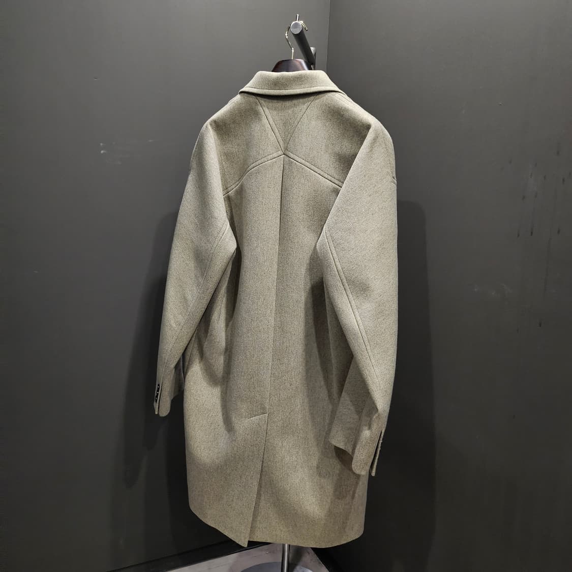 보테가베네타 트라이앵글 카멜 싱글 코트 상품이미지3