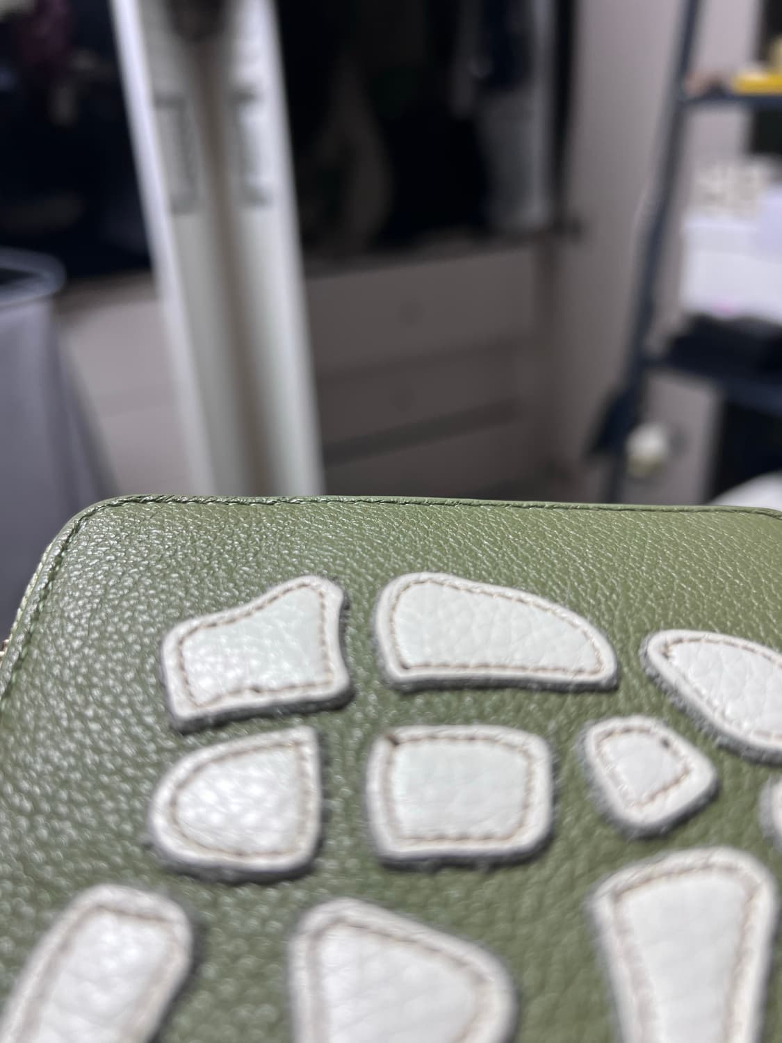 캐피탈 떰즈업 본 지갑 올리브 상품이미지5