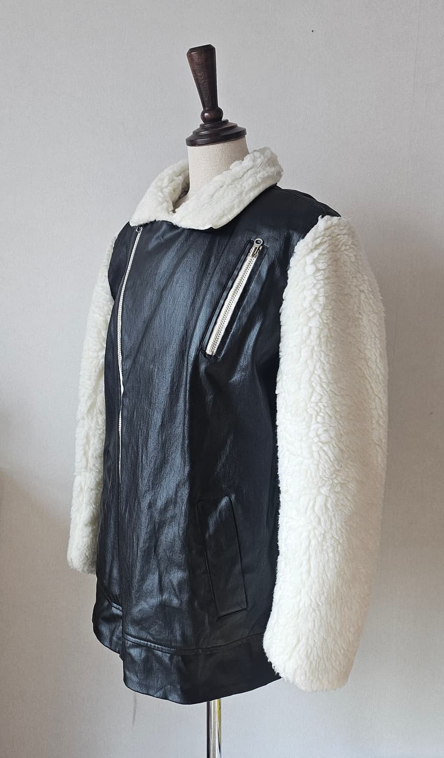 청담디자이너 블랙 레더 시어링 무스탕 자켓 / 스트릿 무드 상품이미지5