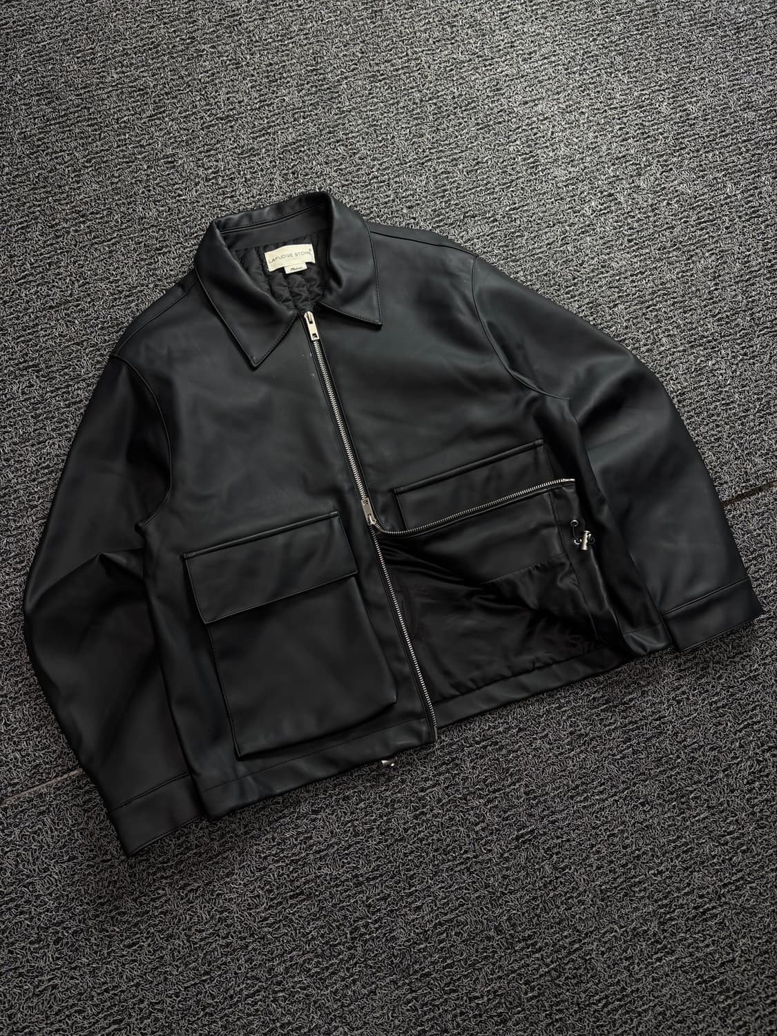 라퍼지스토어 비건 레더 패디드 해링턴자켓 1678 상품이미지1