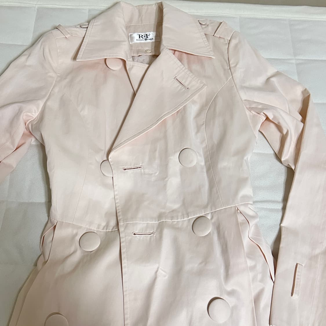 RF 히메갸루 뽀용핑크 트렌치코트 상품이미지1