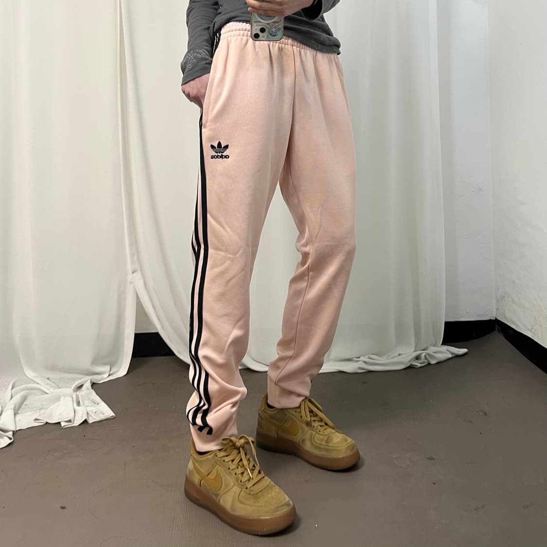 Adidas pink jogger track pants 상품이미지1