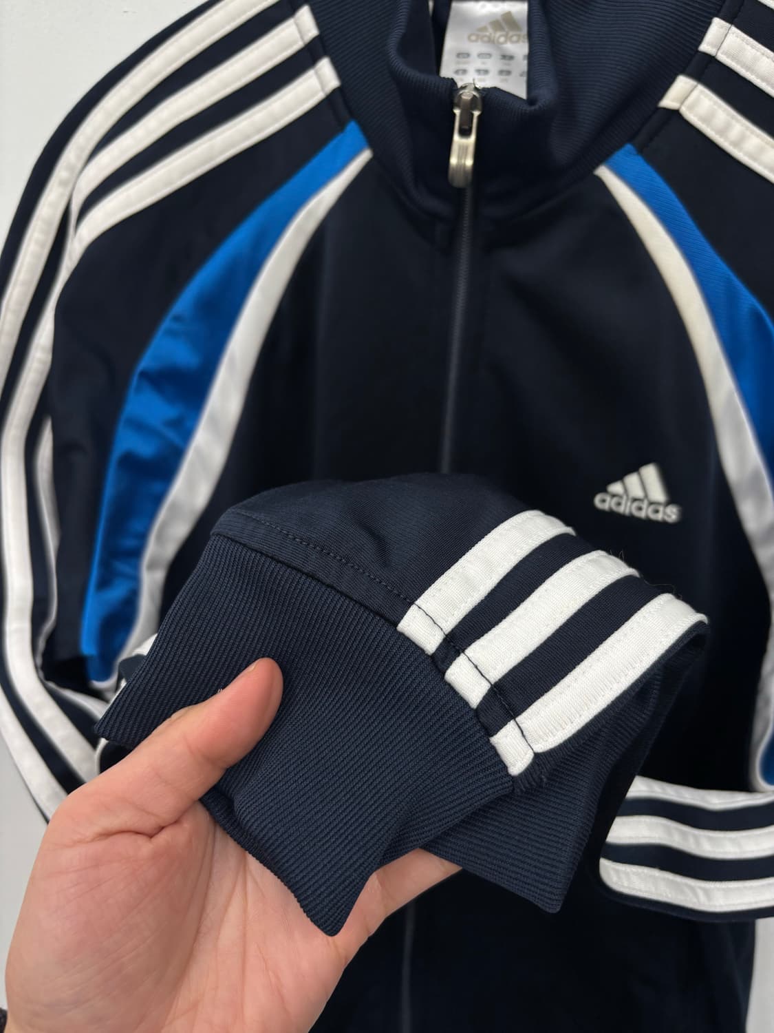 아디다스  트랙탑 상품이미지3