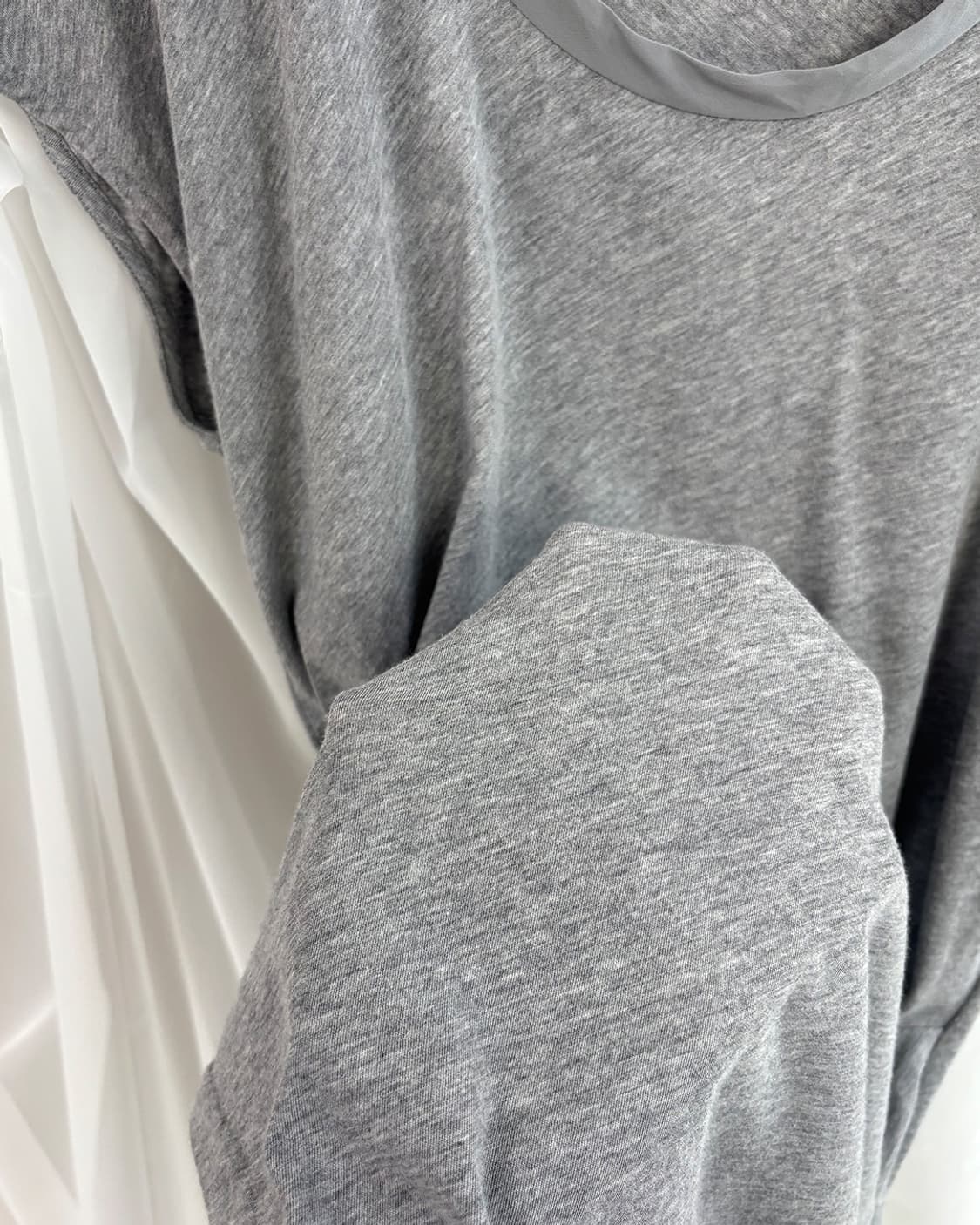 ICB one tuck unbalance long top 상품이미지8