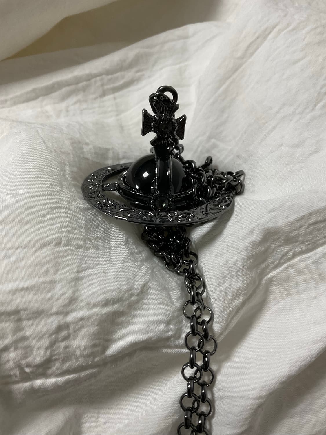 비비안웨스트우드 블랙 orb 목걸이 상품이미지1