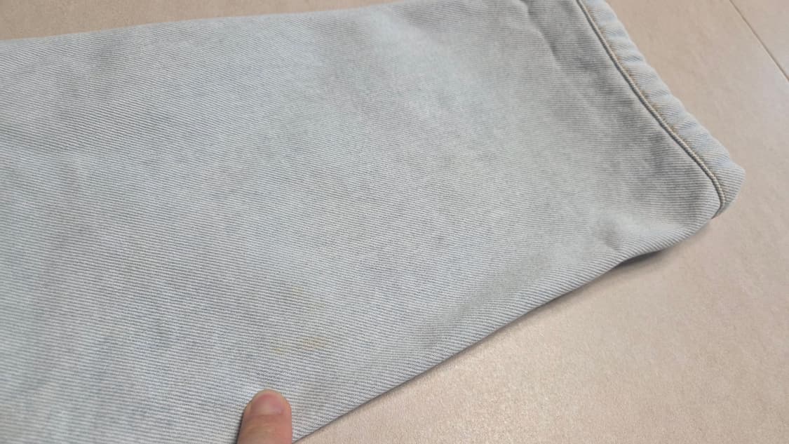 AMI 아미 캐롯핏 5포켓 워시드 연청 데님진  상품이미지8