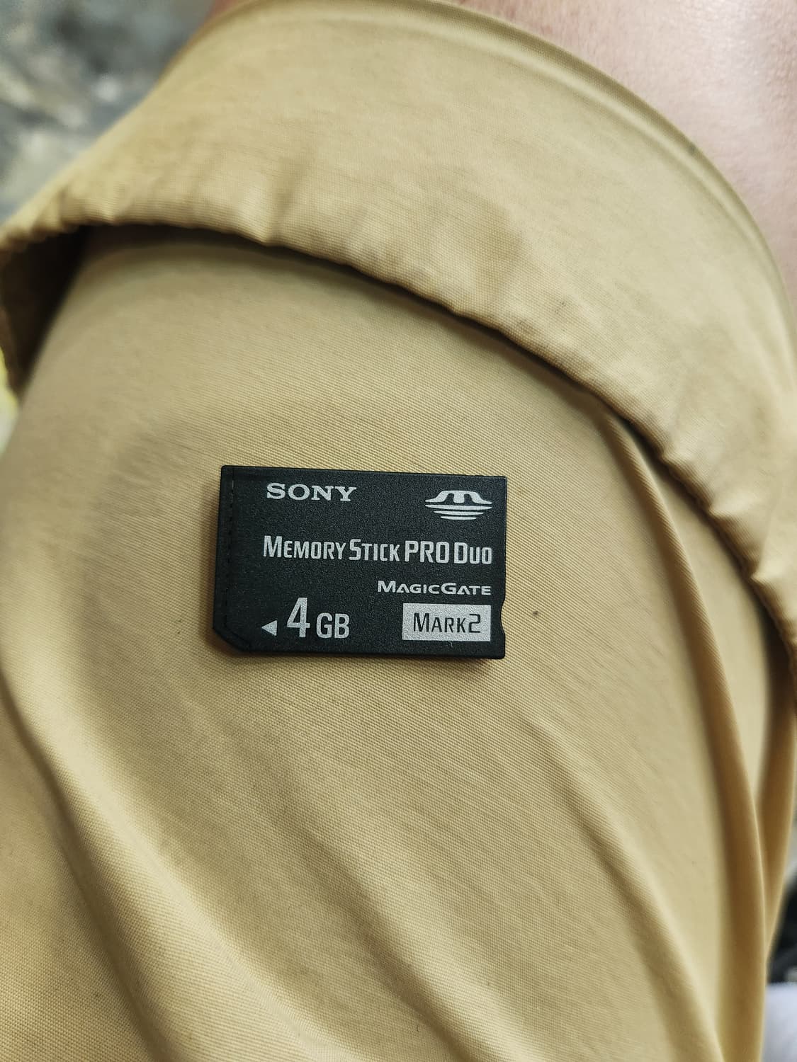 소니 사이버샷 dsc s750 디지털카메라

 상품이미지10