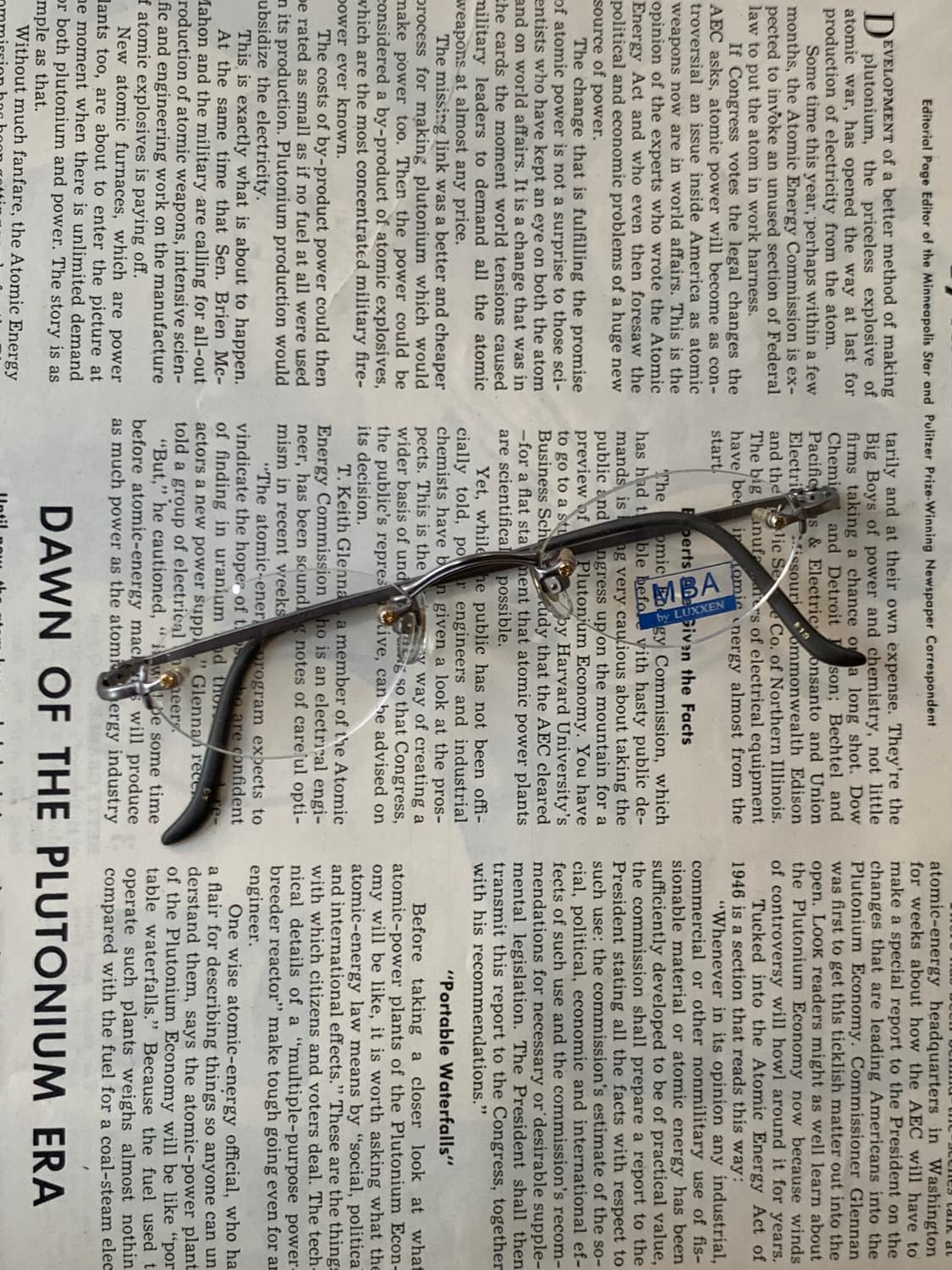 [픽키-662] 투명 무테 실버 오벌 안경 블랙팁 라운드 림리스 상품이미지1