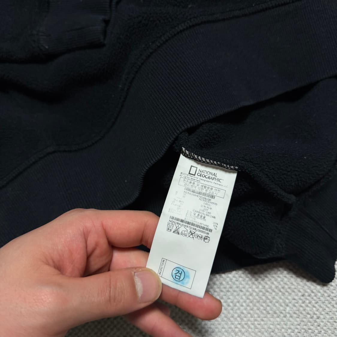 내셔널지오그래픽 플리스 맨투맨 상품이미지4