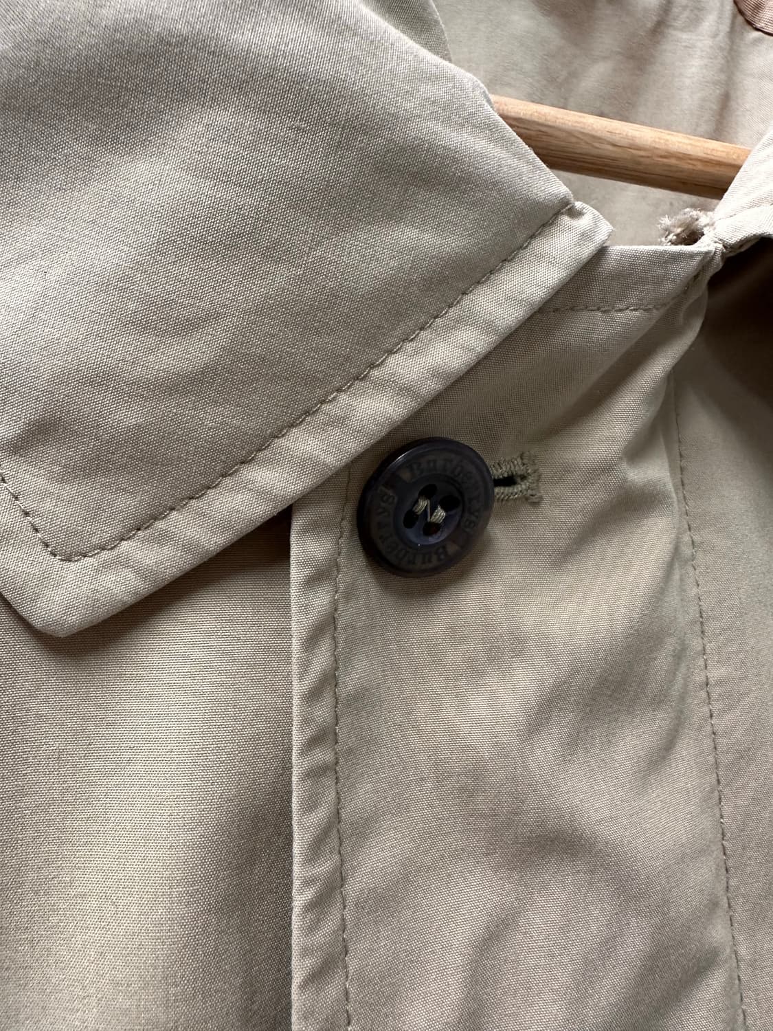 (M)버버리 크레스트 자수로고 헤링턴 자켓 상품이미지3