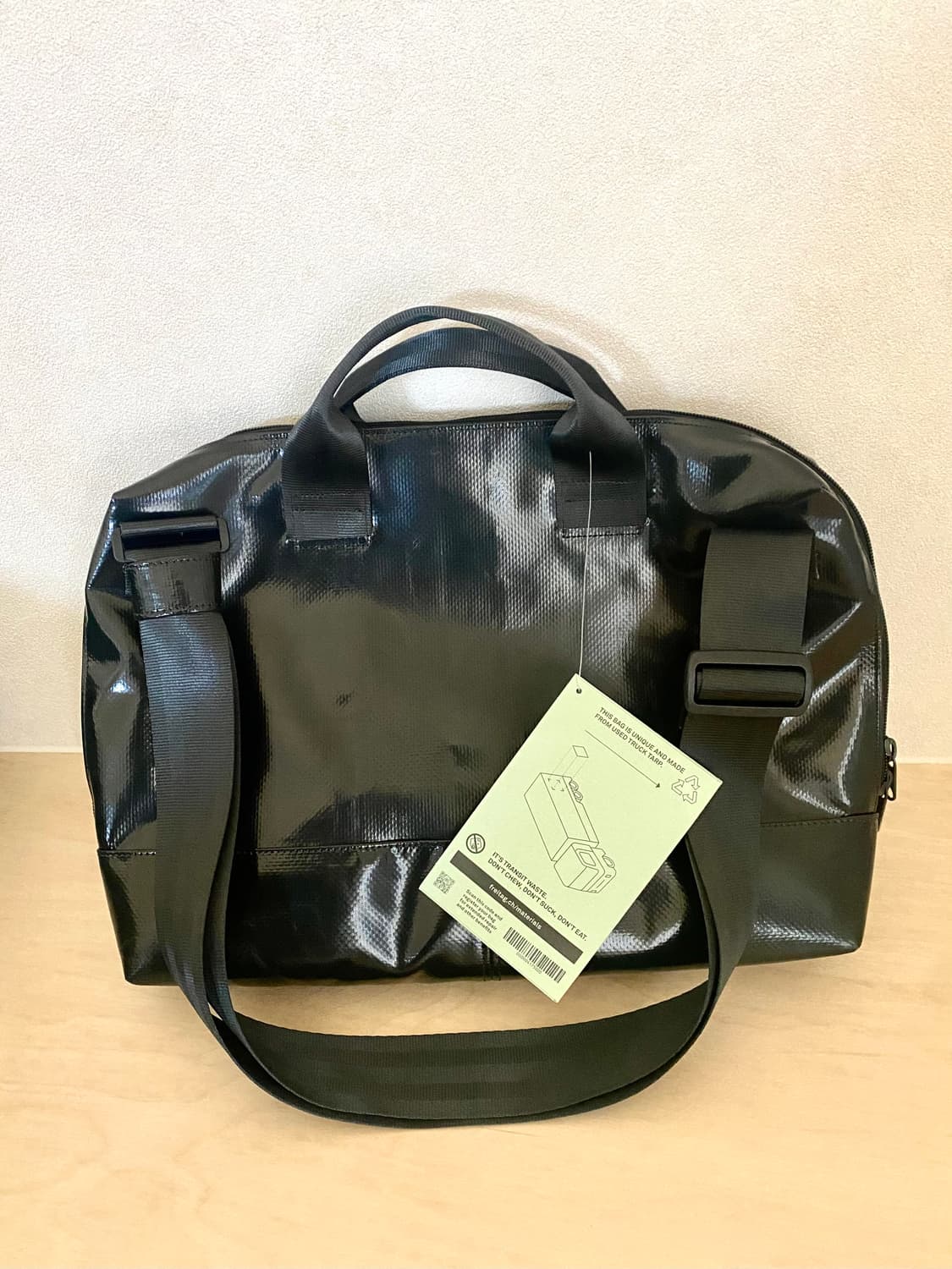 프라이탁 모스 올블랙 새상품 상품이미지2