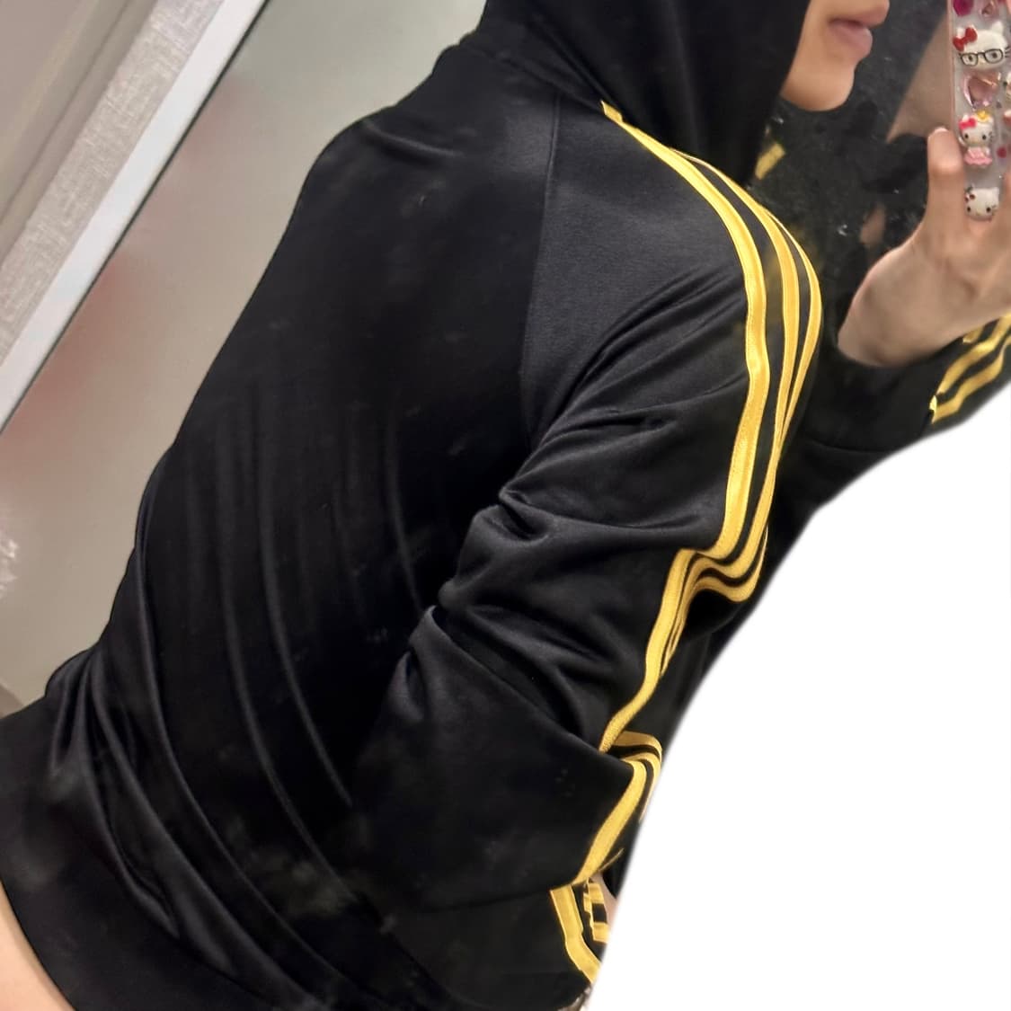 아디다스 Y2K 엠브로이드 큐빅로고 져지 Black&Gold 상품이미지4