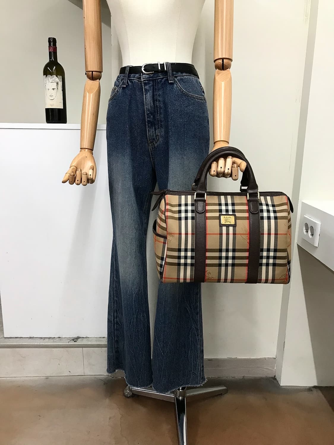 버버리 금장 노바체크 보스턴백 가방 상품이미지8