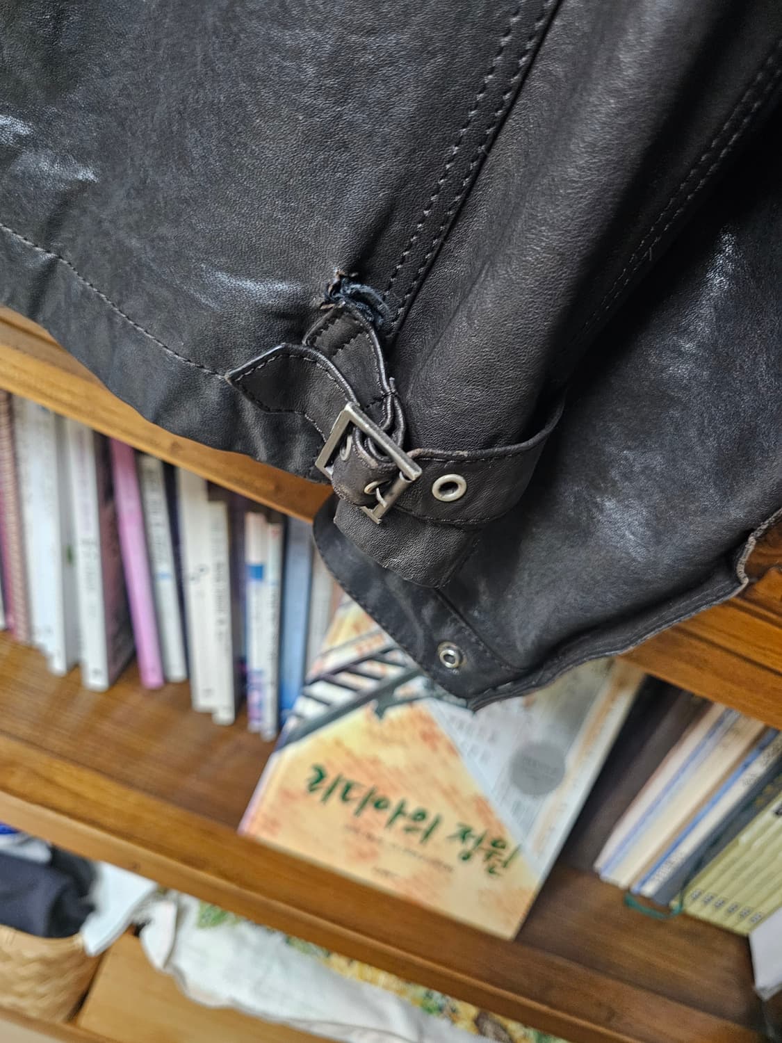 빈티지 씨피컴퍼니 고글 100프로 양가죽 자켓 판매합니다. Cp 상품이미지4