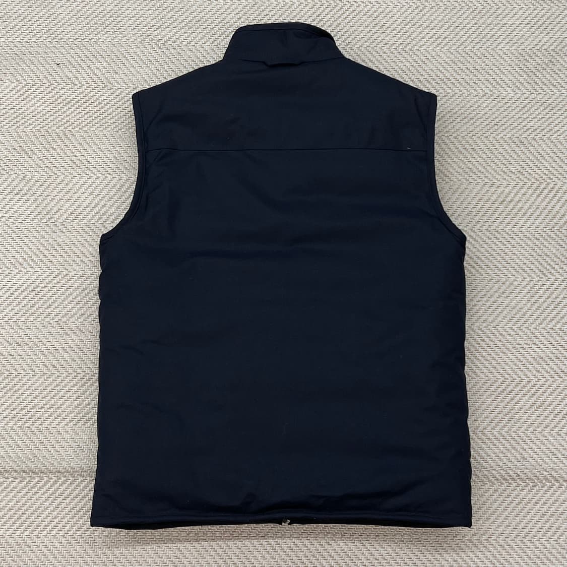 띠어리 리버시블 패딩베스트 r3025 상품이미지3