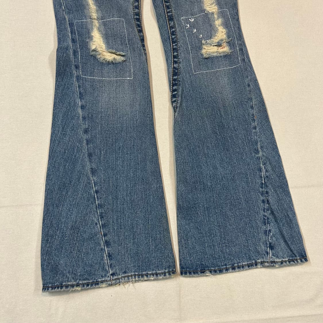 28inch) 트루릴리전 패치워크 부츠컷 데님 청바지 상품이미지6