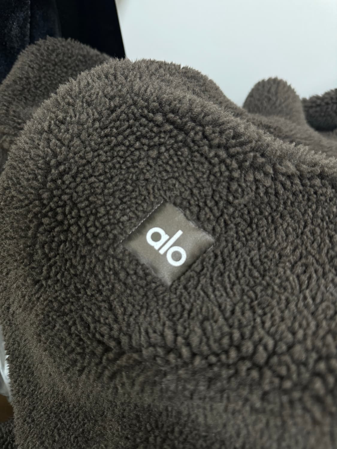 알로 foxy sherpa jacket 뽀글이 양털 퍼자켓 후리스 상품이미지3