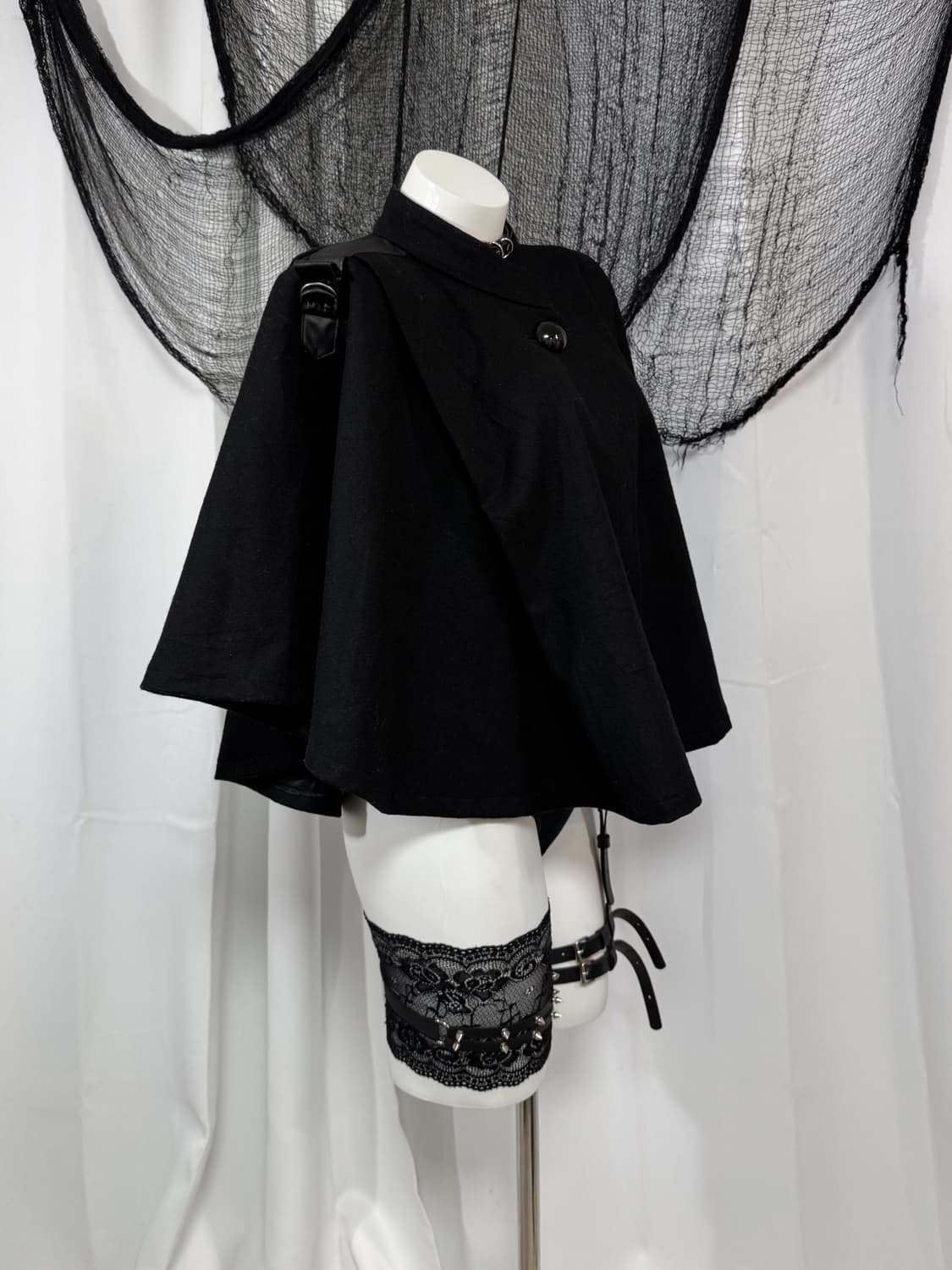 black cape 상품이미지1