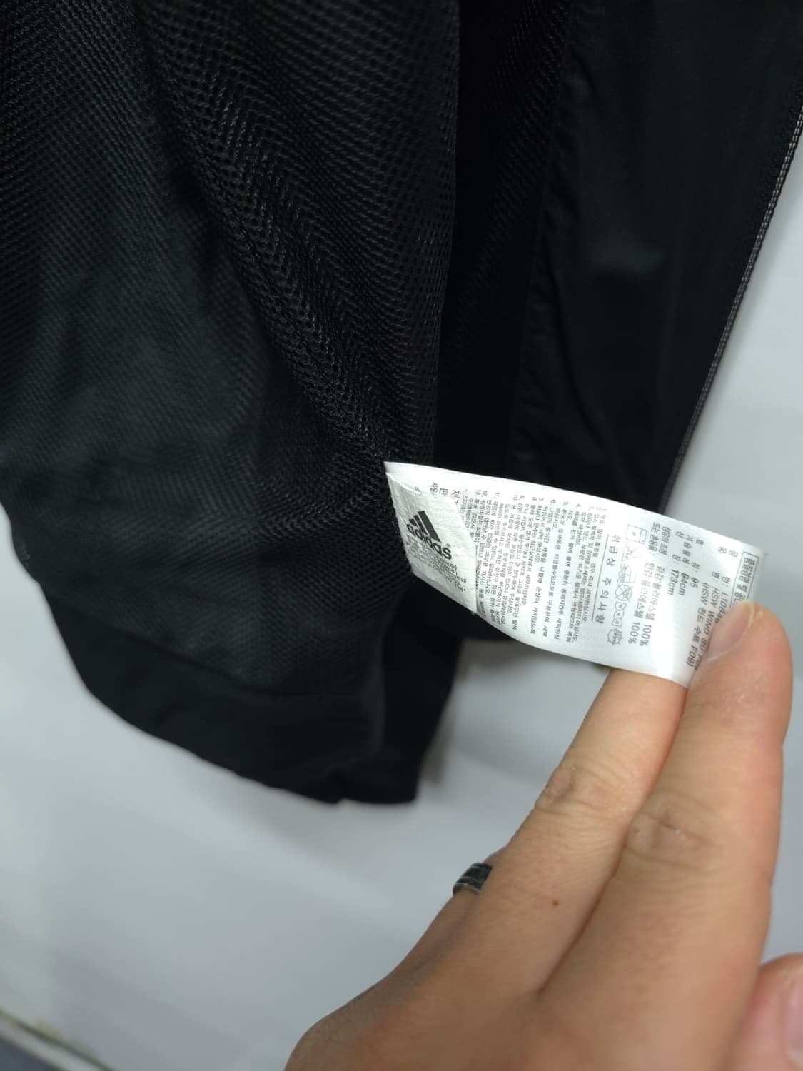 아디다스 여성 블랙 & 골드 윈드브레이커 (55~66) 상품이미지10