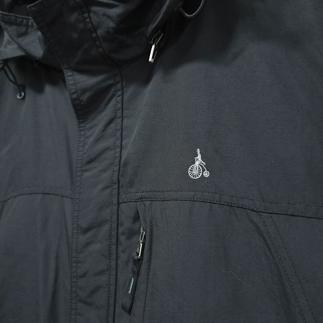 [110] 빈폴 블랙 후드 바람막이 자켓 상품이미지4