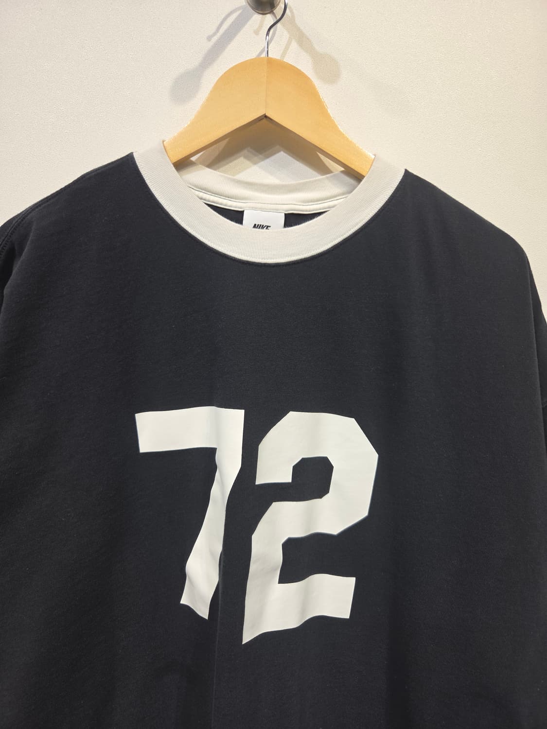 나이키 스포츠웨어 트렌드 맥스90 72 풋볼 져지 반팔 티셔츠 상품이미지3