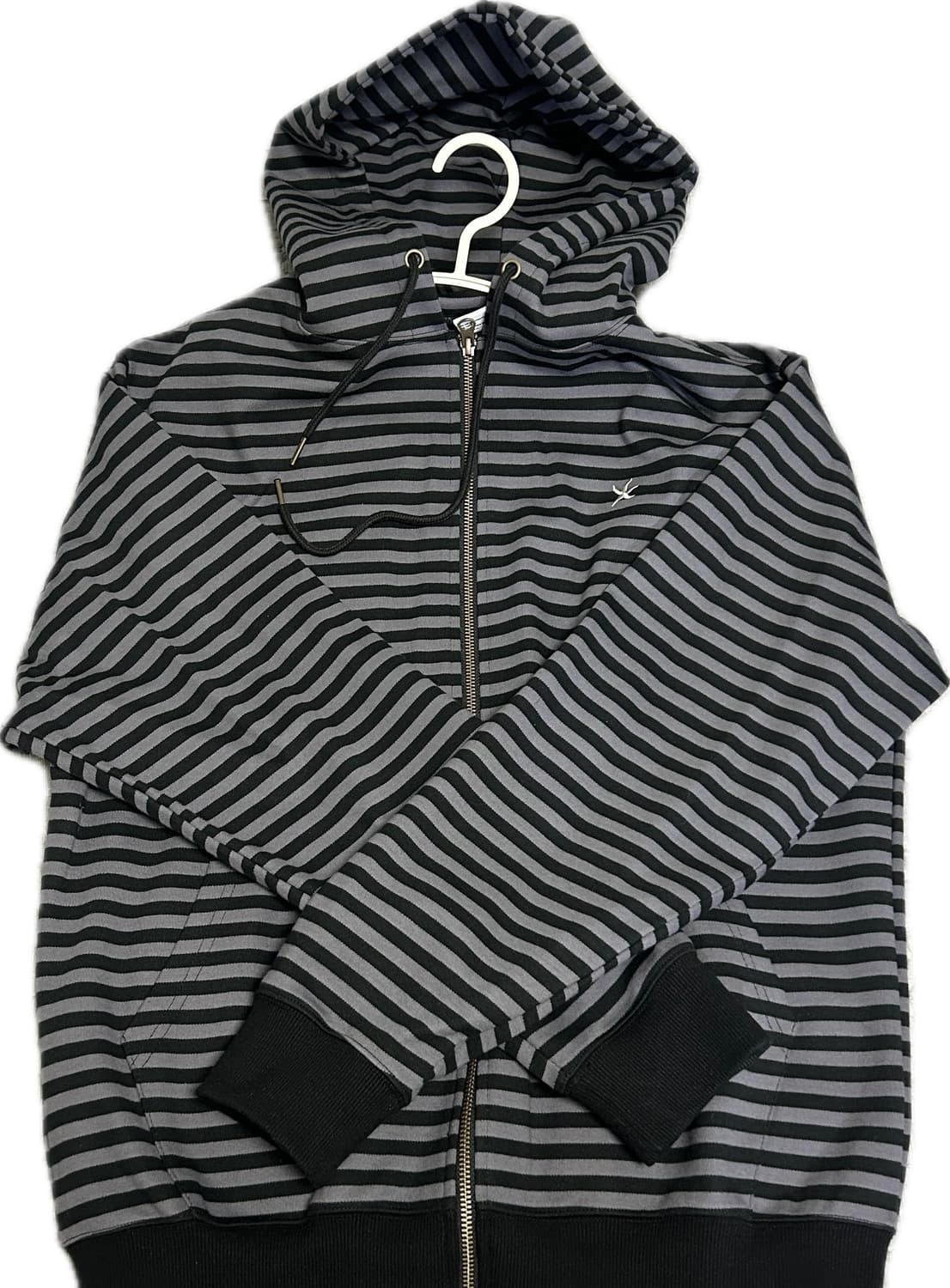 [M] 더콜디스트모먼트 스트라이프 후드집업 차콜블랙 상품이미지4