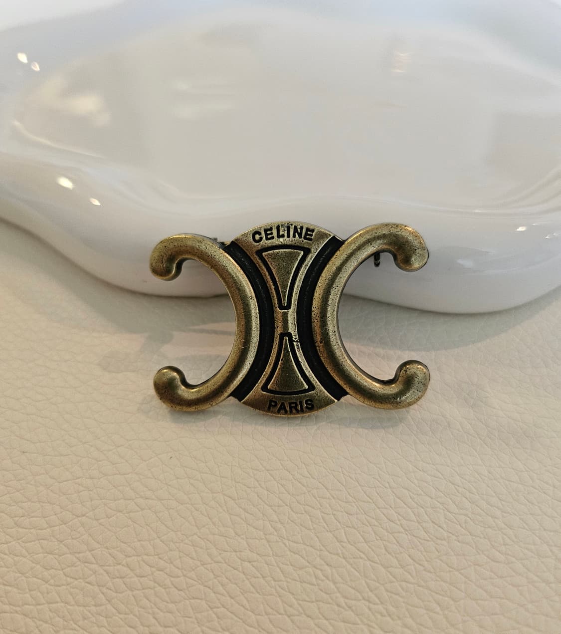 셀린느 트리오페 앤틱풍골드 브로치 업사이클링 상품이미지5