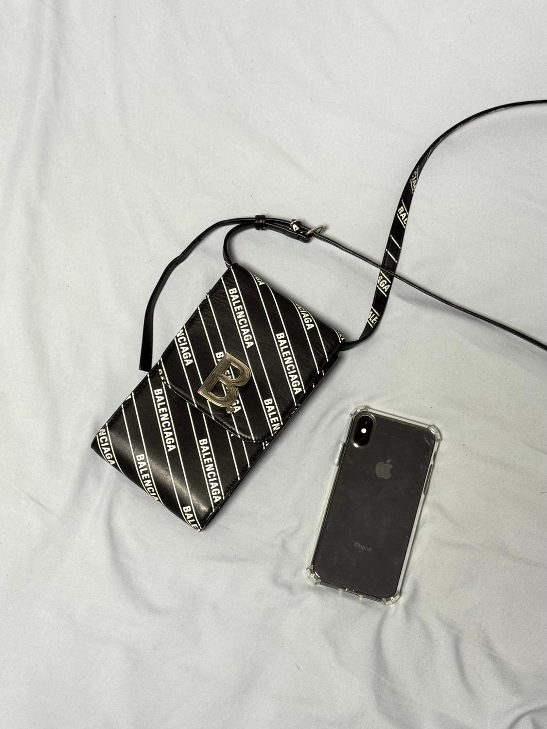 발렌시아가 크로스백 상품이미지4