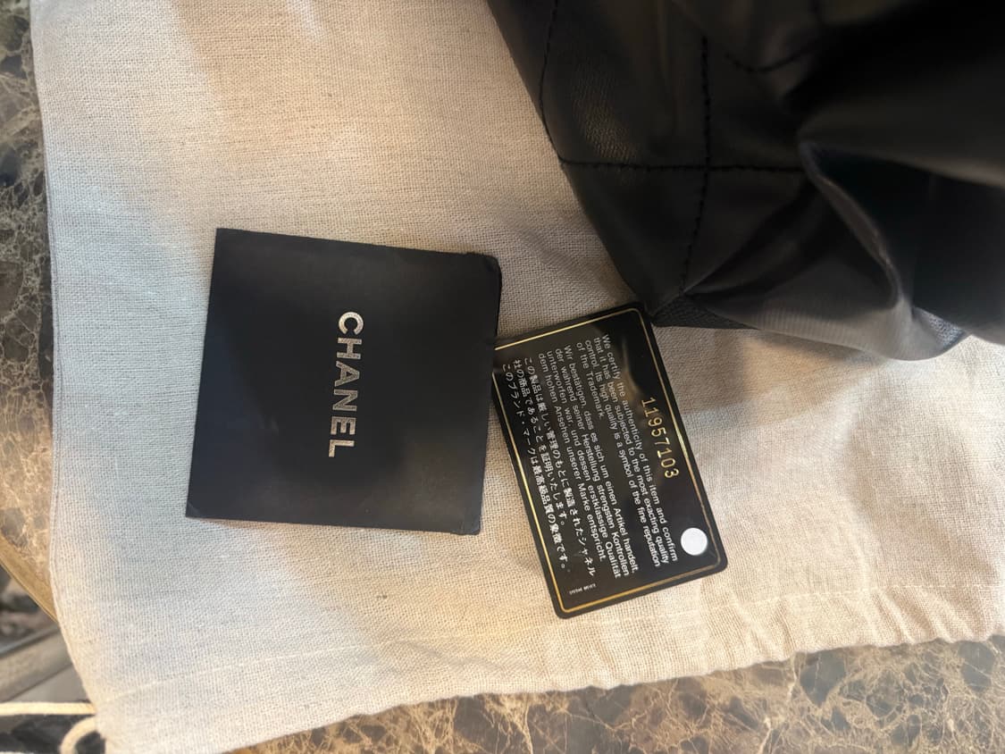 정품 샤넬 비아리츠 투포켓 라지 숄더백 팝니다 상품이미지7