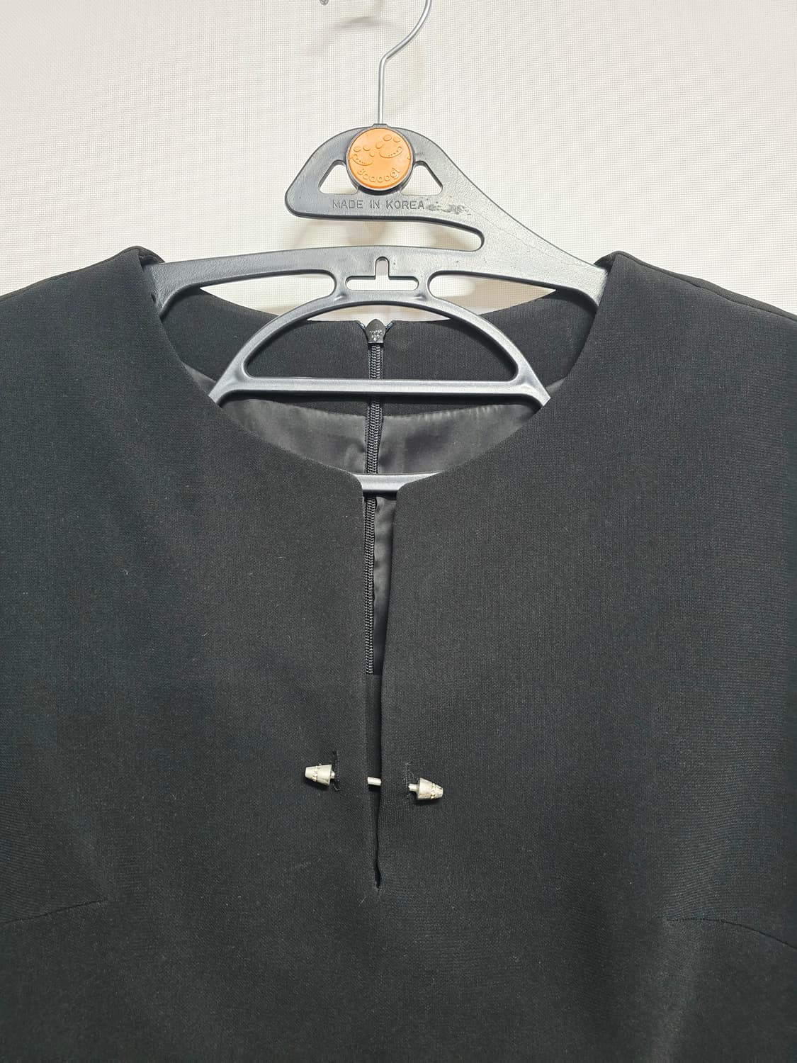 모조에스핀 블랙 민소매 원피스 정장 스타일 상품이미지2