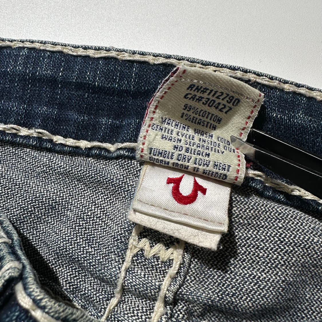 트루릴리전 JOEY 조이 수퍼 T 부츠컷 데님 팬츠 상품이미지8