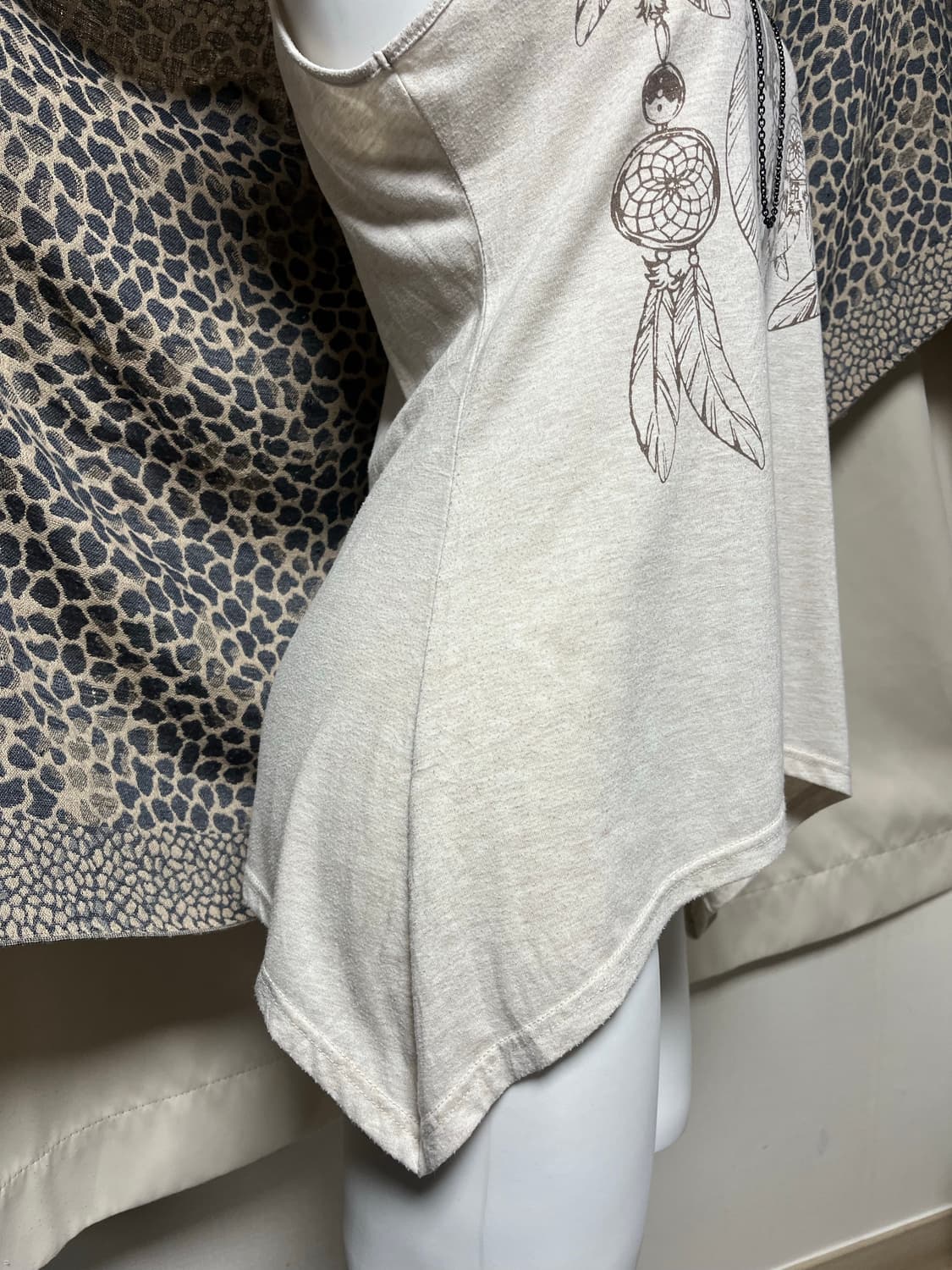 Asymmetric 오리엔탈 슬리브리스 탑 상품이미지5