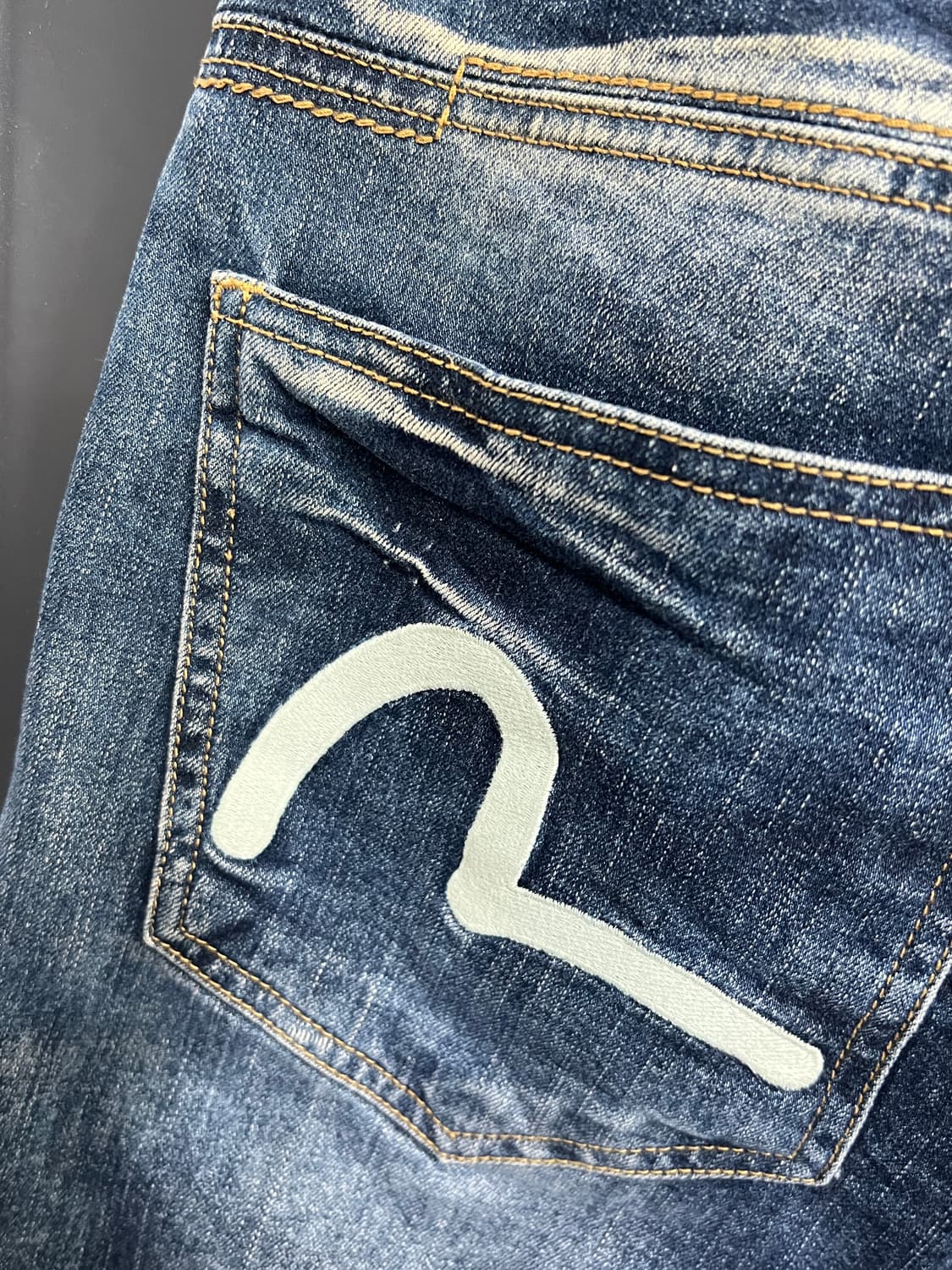 Evisu 에비수 백로고 백호 자수 슬림 스트레이트핏 데님 팬츠  상품이미지5