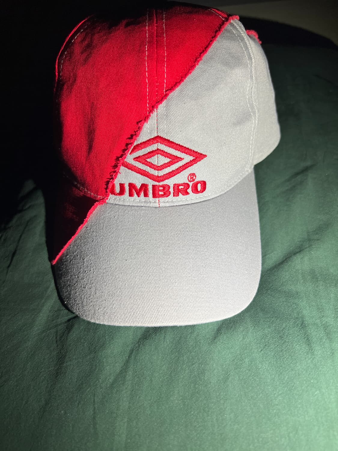 베트멍x엄브로 캡모자 Vetements × Umbro cap 상품이미지2