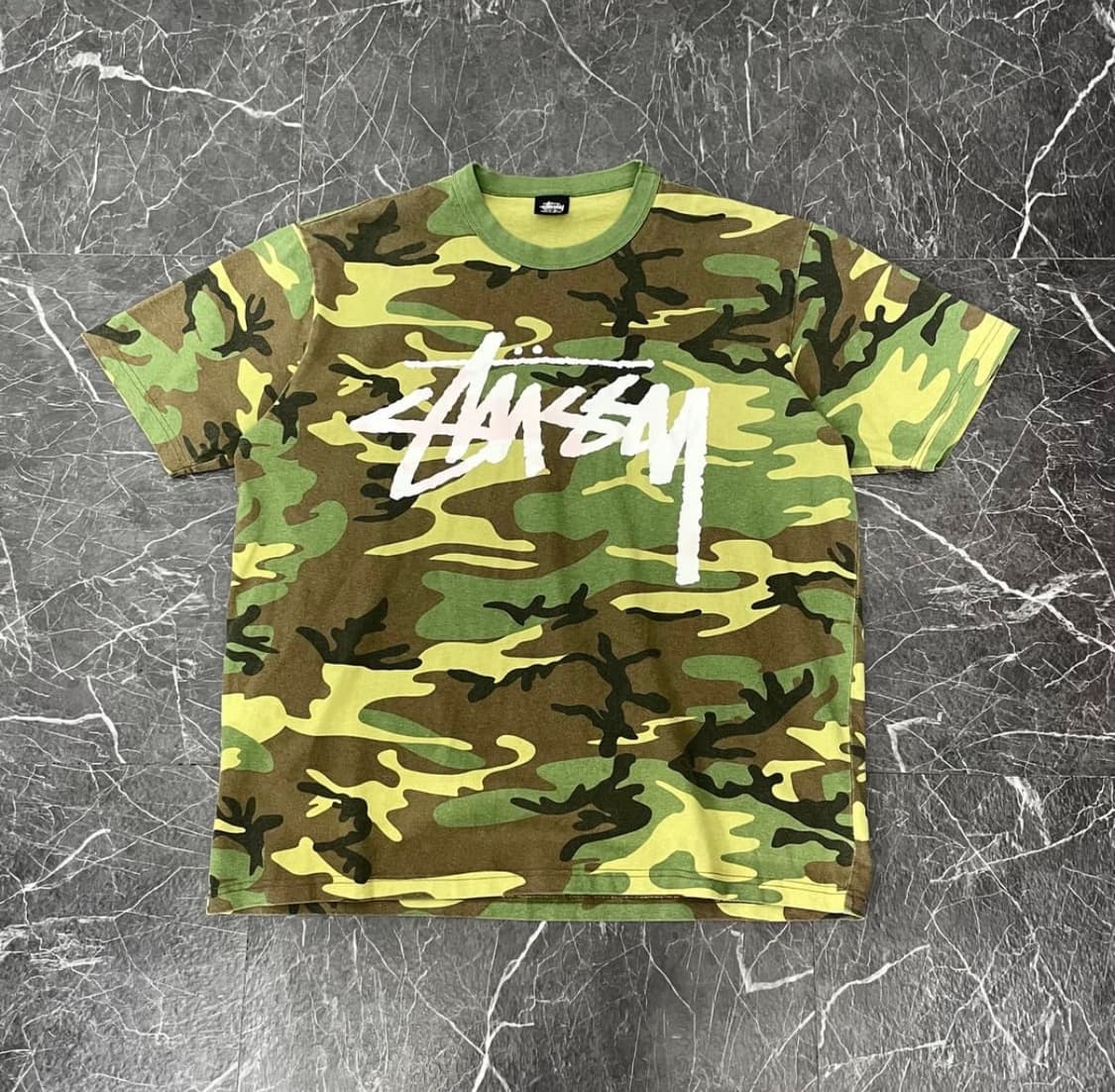 스투시 스탁로고 카모플라주 반팔 상품이미지1