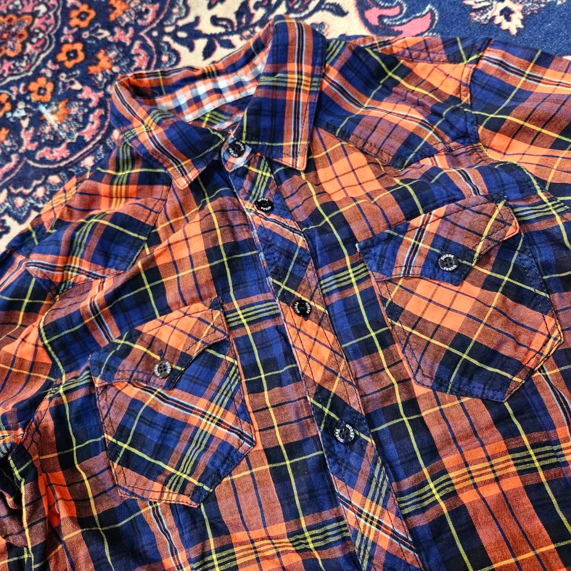 게스(GUESS) 빈티지 레터링 웨스턴 체크 셔츠 상품이미지7