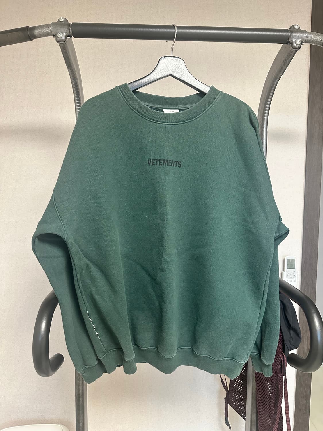 베트멍 정품 스펠 로고 오버핏 맨투맨 판매합니다 상품이미지1