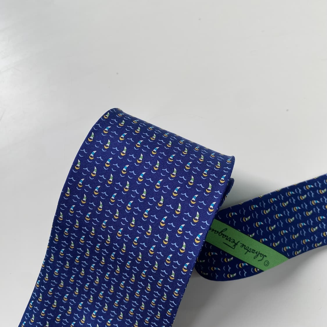 새상품급 페레가모(Ferragamo) 명품 정품 넥타이 상품이미지5