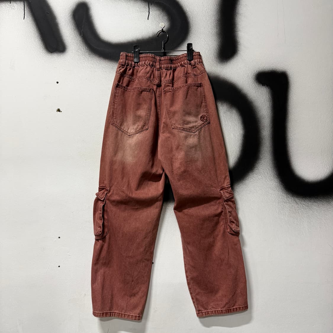 Xtonz 핑크 워싱 카고 세미 벌룬핏 와이드 데님 팬츠 상품이미지2