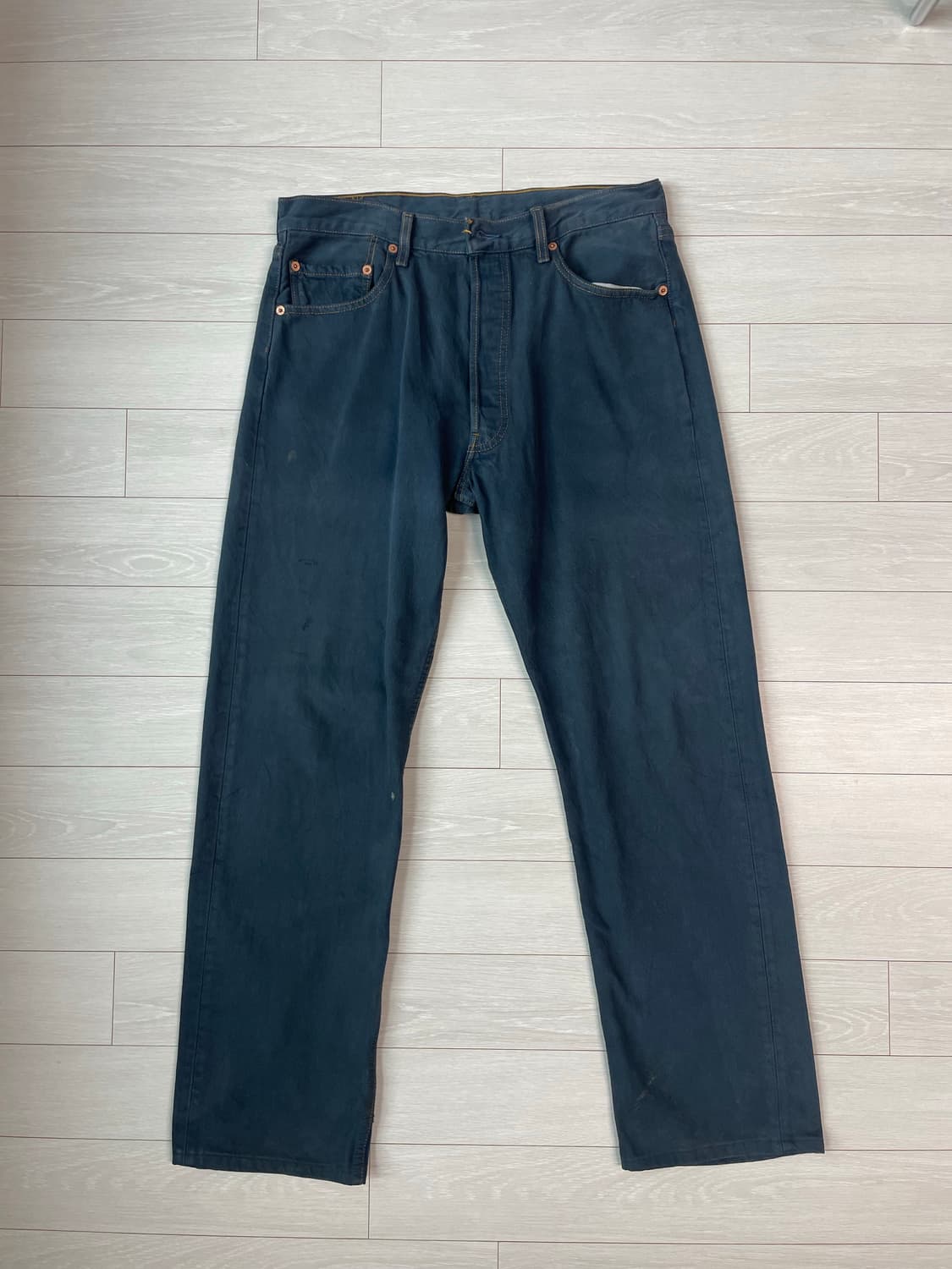 리바이스 501 다크 인디고 데님 팬츠 (옐로우 스티치) 상품이미지1