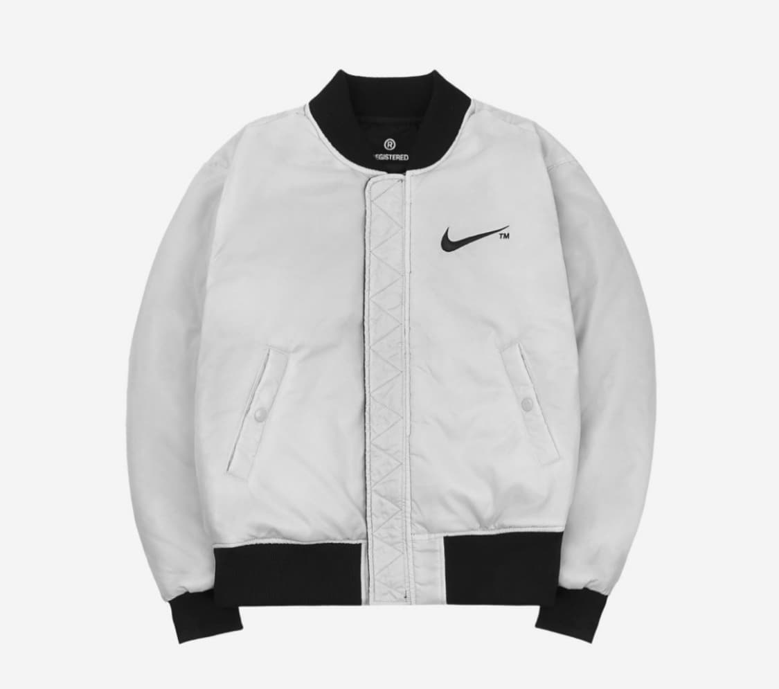 나이키 스우시 써마핏 봄버 블랙 판매합니다. 상품이미지2