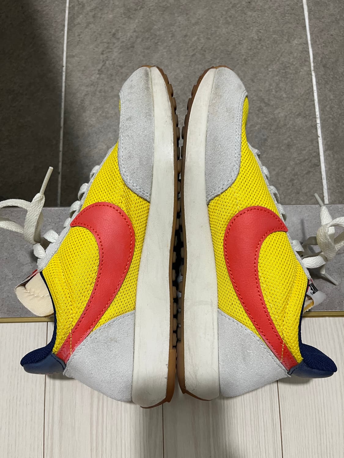 나이키 테일윈드 240 상품이미지4