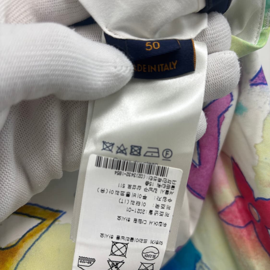 [50]루이비통 LV로고 워터컬러 반바지 상품이미지3